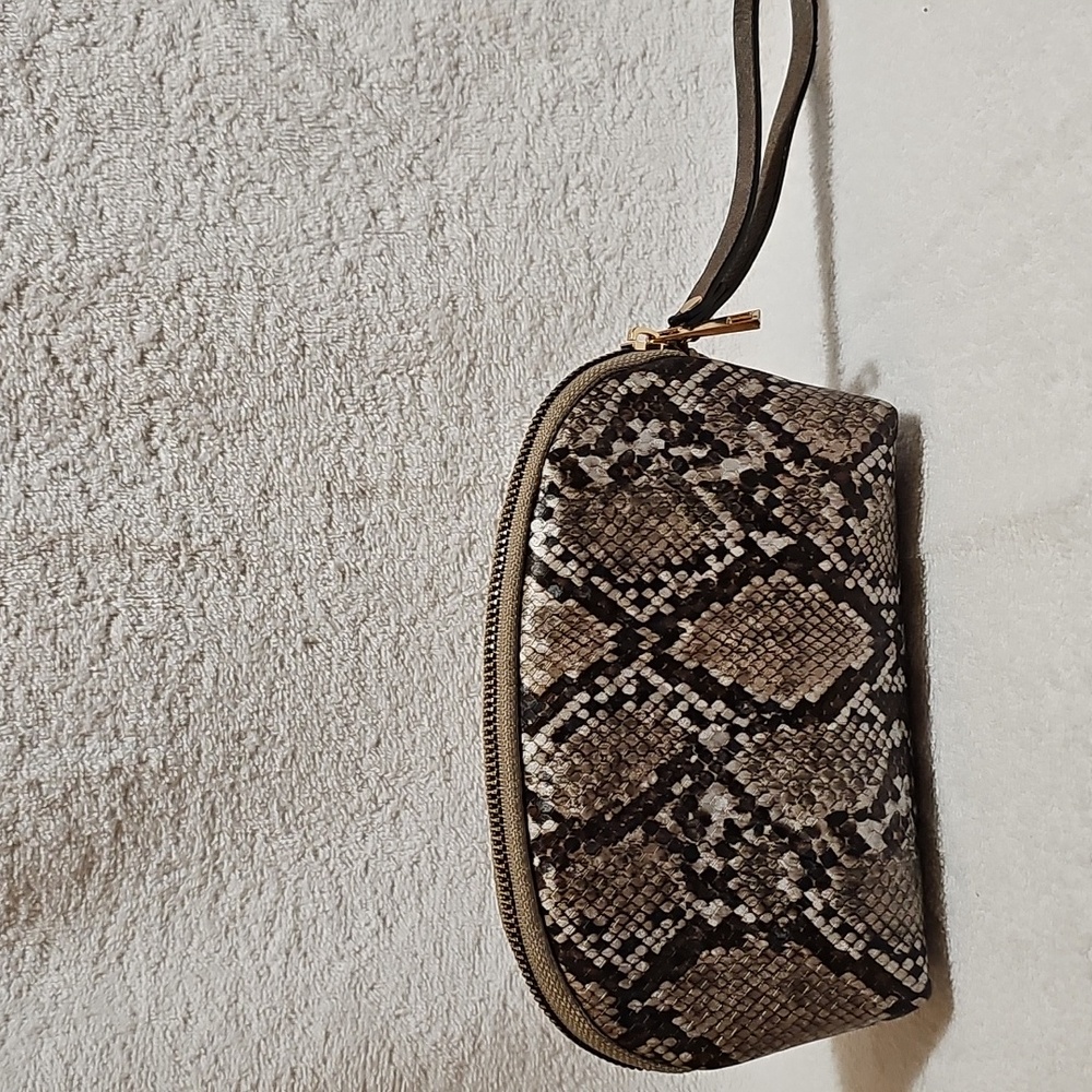 Unbranded Faux Snakeskin Cosmetic Multipurpose Zipper Bag with Wrist Strap Used